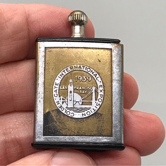 1939 Golden Gate International Exposition Match King Striker. - Picture 1 of 11